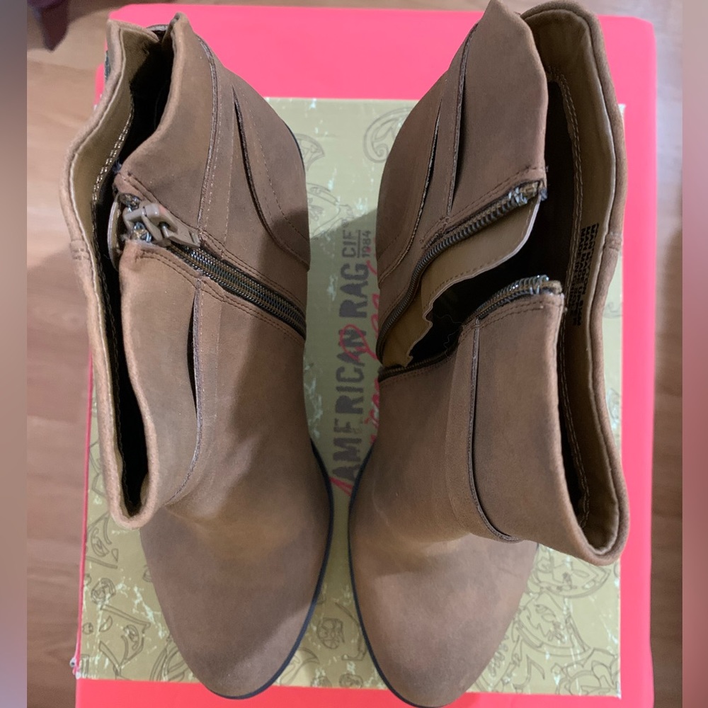 NWOT American Rag booties - Picture 2 of 8